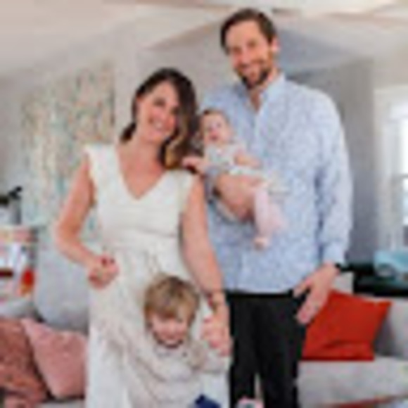 Meet your Posher, Erin - Picture 1 of 1